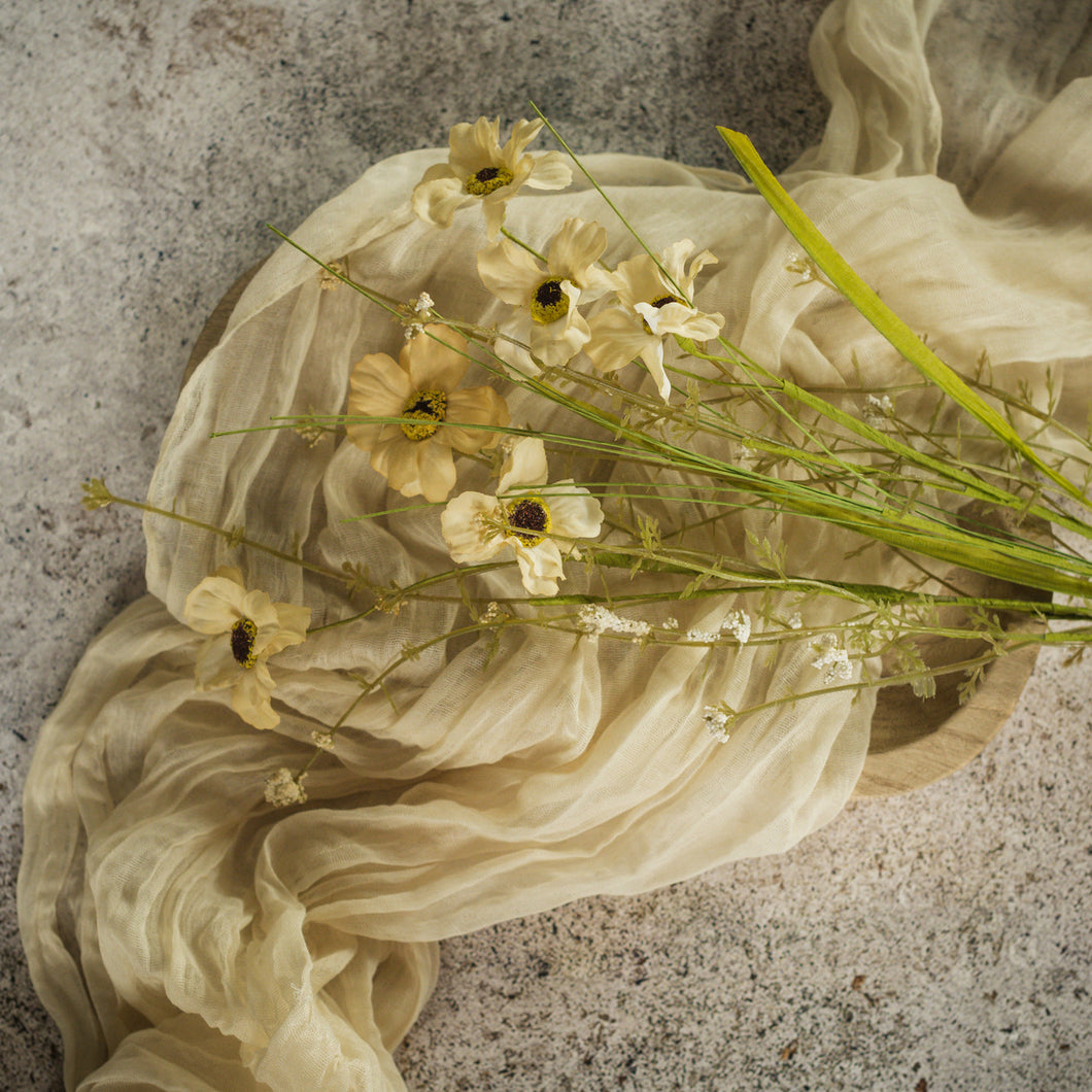 PALE YELLOW WILDFLOWER SPRAY