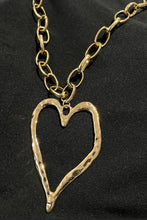 Load image into Gallery viewer, Gold Necklace
