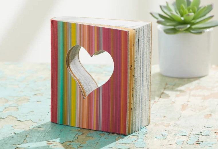 Heart bookshelf decor