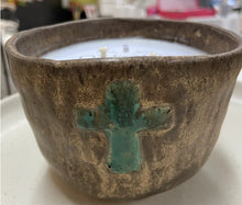 Load image into Gallery viewer, Oxford Pottery Candle 14 ounce
