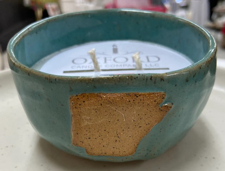 Oxford Pottery Candle 14 ounce