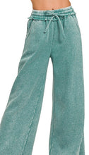 Load image into Gallery viewer, Acid Wash Fleece Palazzo Pant With Pockets

