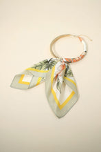 Load image into Gallery viewer, Scarf Choker - Abstract Fabric Scarf Double Bubble Chain Necklace
