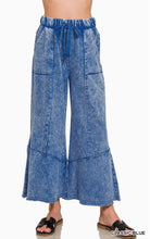 Load image into Gallery viewer, Exposed-seam Flare Hem Pants With Pockets
