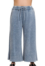 Load image into Gallery viewer, Acid Wash Fleece Palazzo Pant With Pockets
