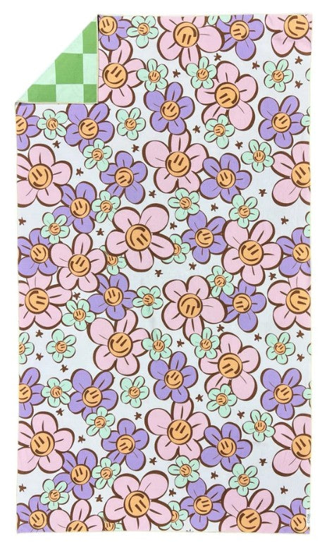 Giggles Pool Towel: Reversible