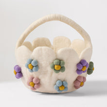 Load image into Gallery viewer, Felt Daisy Easter Baskets
