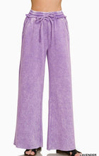 Load image into Gallery viewer, Acid Wash Fleece Palazzo Pant With Pockets
