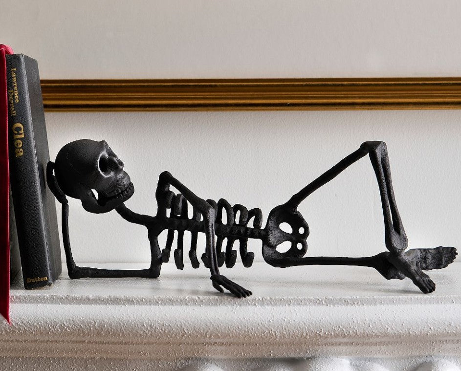 Relaxing Skeleton Object