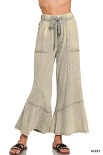 Load image into Gallery viewer, Exposed-seam Flare Hem Pants With Pockets
