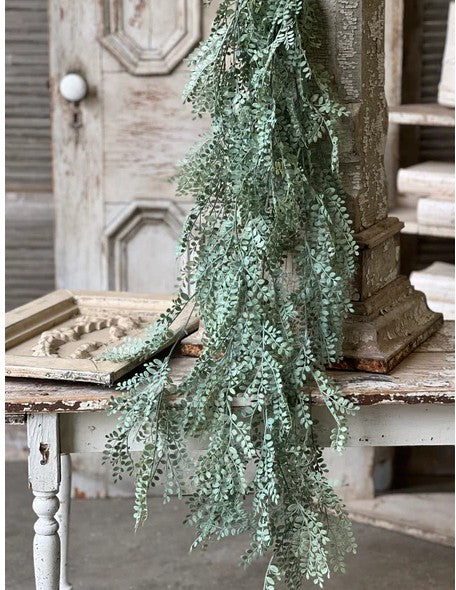 Tatler Leaves Hanging | 47